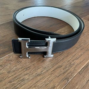 Hermes Men’s belt reversible black-white 42” $400